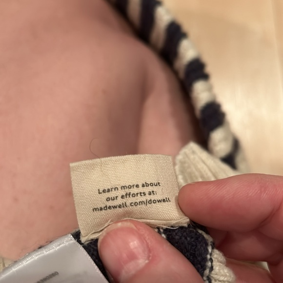 Madewell Crewmeck sweater with functional buttons up the back - Picture 7 of 7